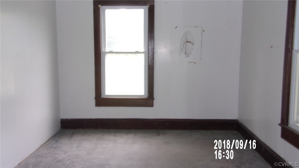 2126 Poorhouse Road Victoria, VA 23974 - Photo 9 of 22