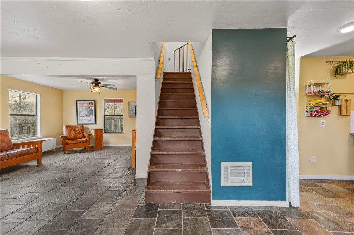 15153 Norvin Way Grass Valley, CA 95949 - Photo 19 of 56