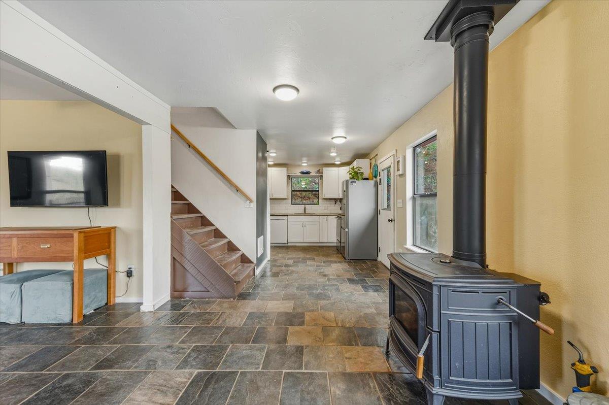 15153 Norvin Way Grass Valley, CA 95949 - Photo 10 of 56