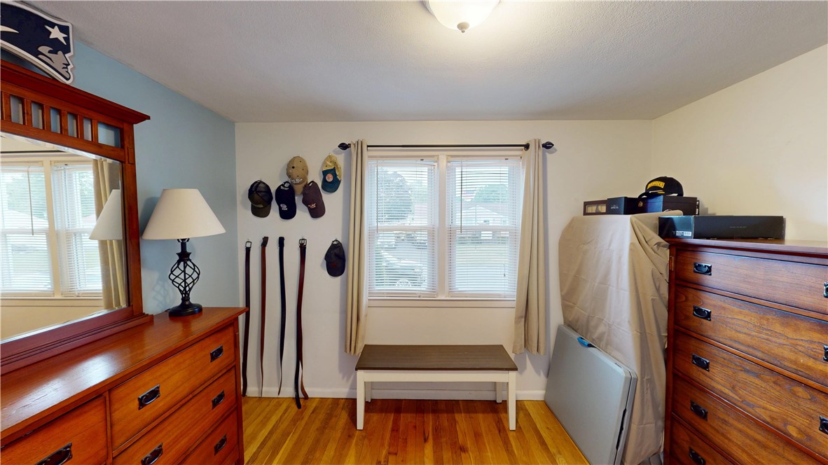 27 Amherst Road Warwick, RI 02889 - Photo 35 of 43