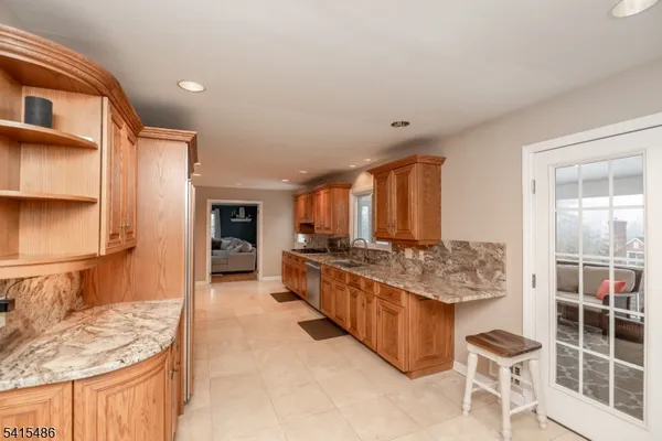 $750,000 | 42 Mockingbird Road, Hackettstown, NJ 07840
