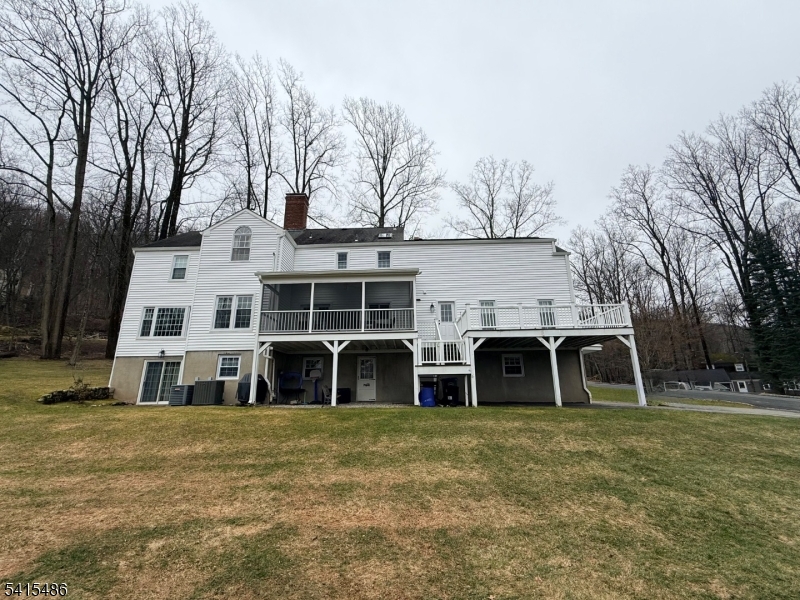 42 Mockingbird Road Hackettstown, NJ 07840 - Photo 4 of 50