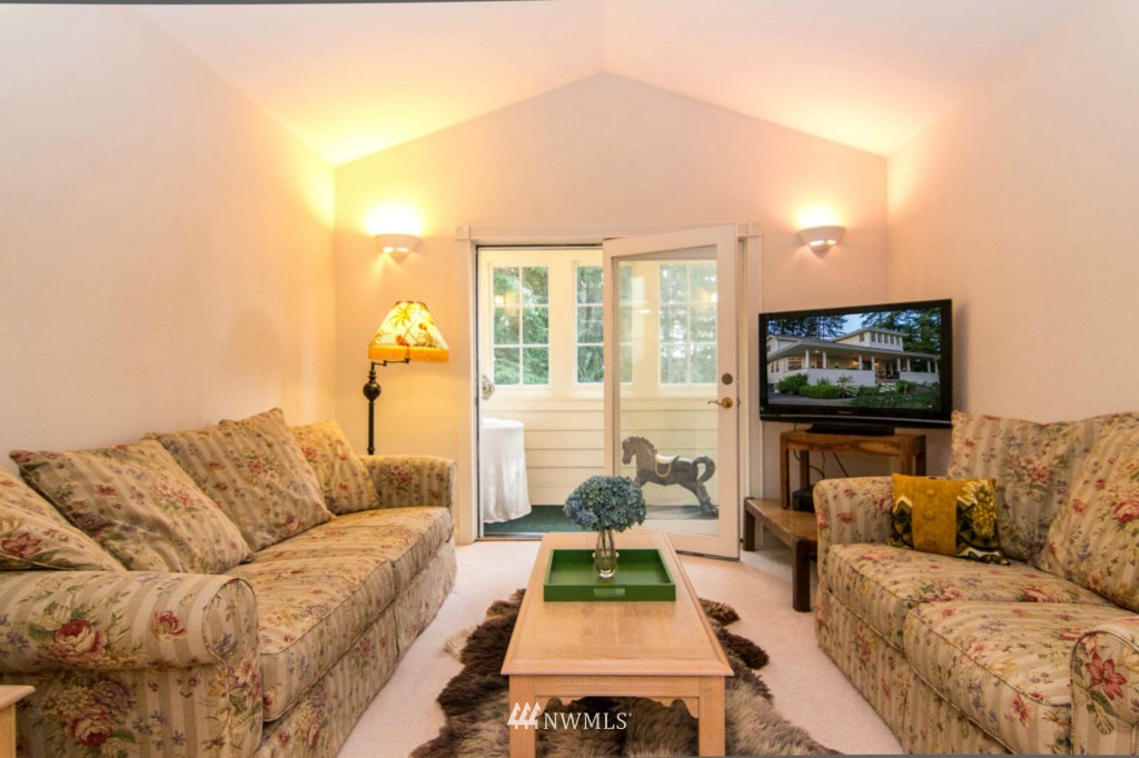 1440 Northeast Paulson Road Poulsbo, WA 98370 - Photo 10 of 15 Gallery Image 10