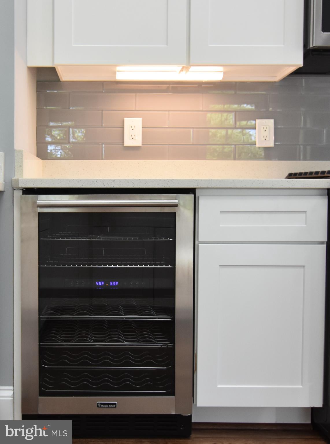 174 Carroll Road Pasadena, MD 21122 - Photo 14 of 57 Wine Cooler