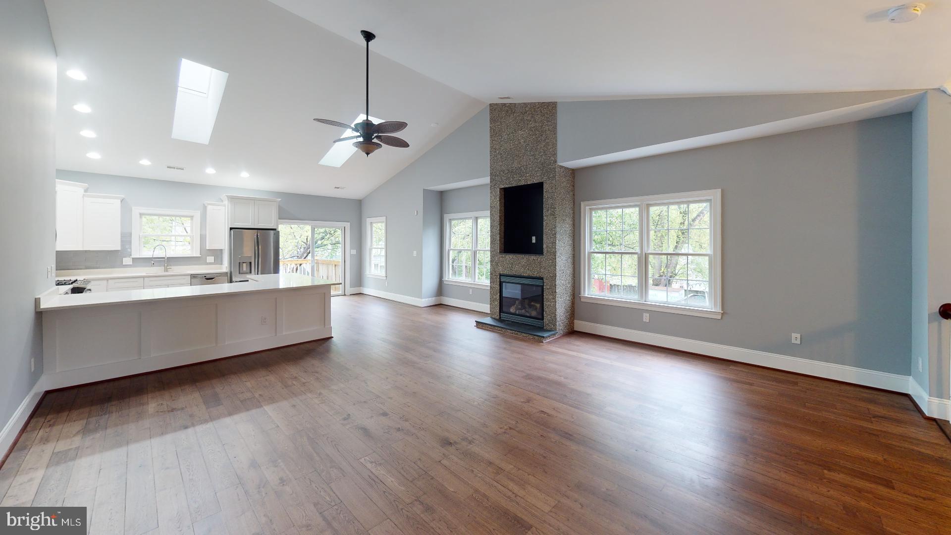 174 Carroll Road Pasadena, MD 21122 - Photo 4 of 57 Gallery Image 4