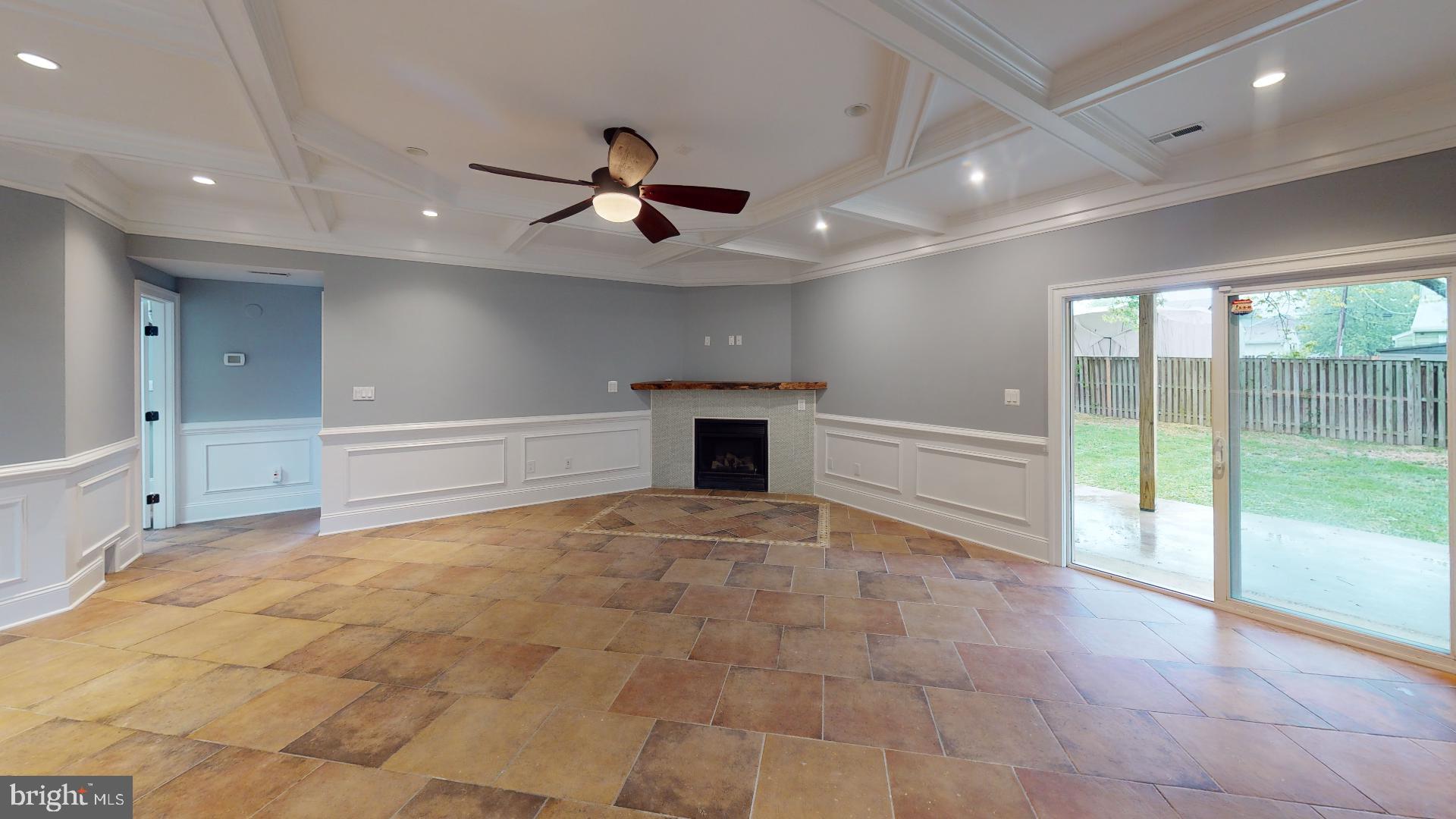 174 Carroll Road Pasadena, MD 21122 - Photo 7 of 57 Gallery Image 7
