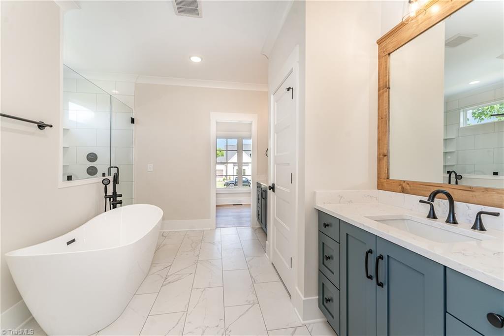 7498 Skippers Trace Oak Ridge, NC 27310 - Photo 22 of 41