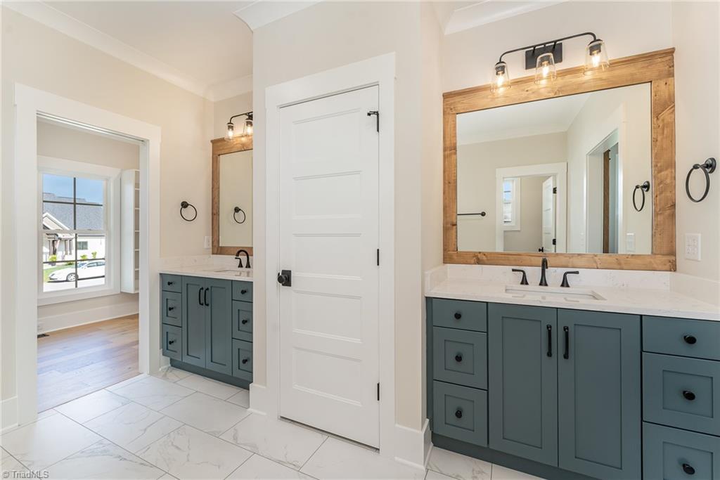 7498 Skippers Trace Oak Ridge, NC 27310 - Photo 23 of 41