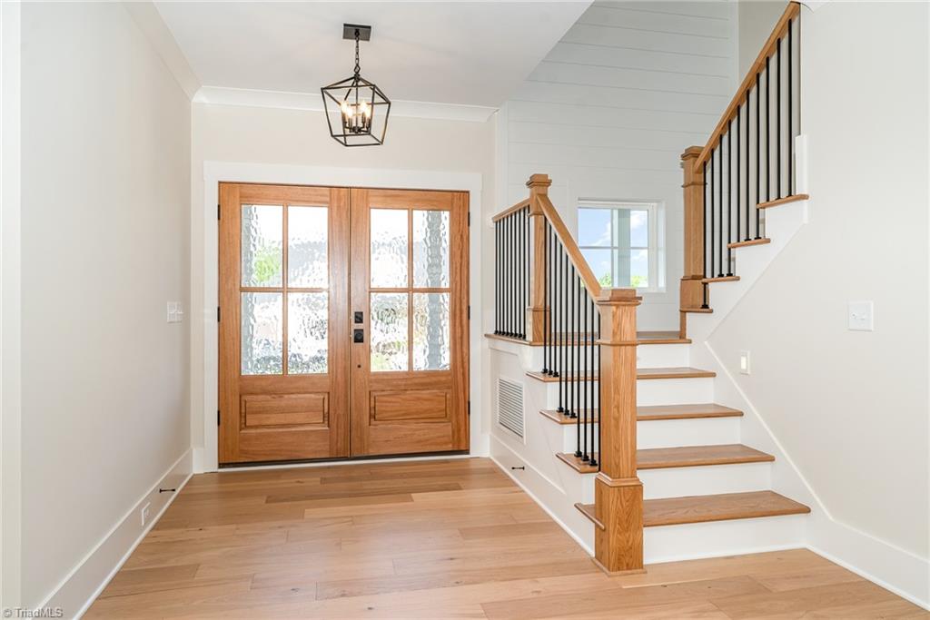 7498 Skippers Trace Oak Ridge, NC 27310 - Photo 6 of 41