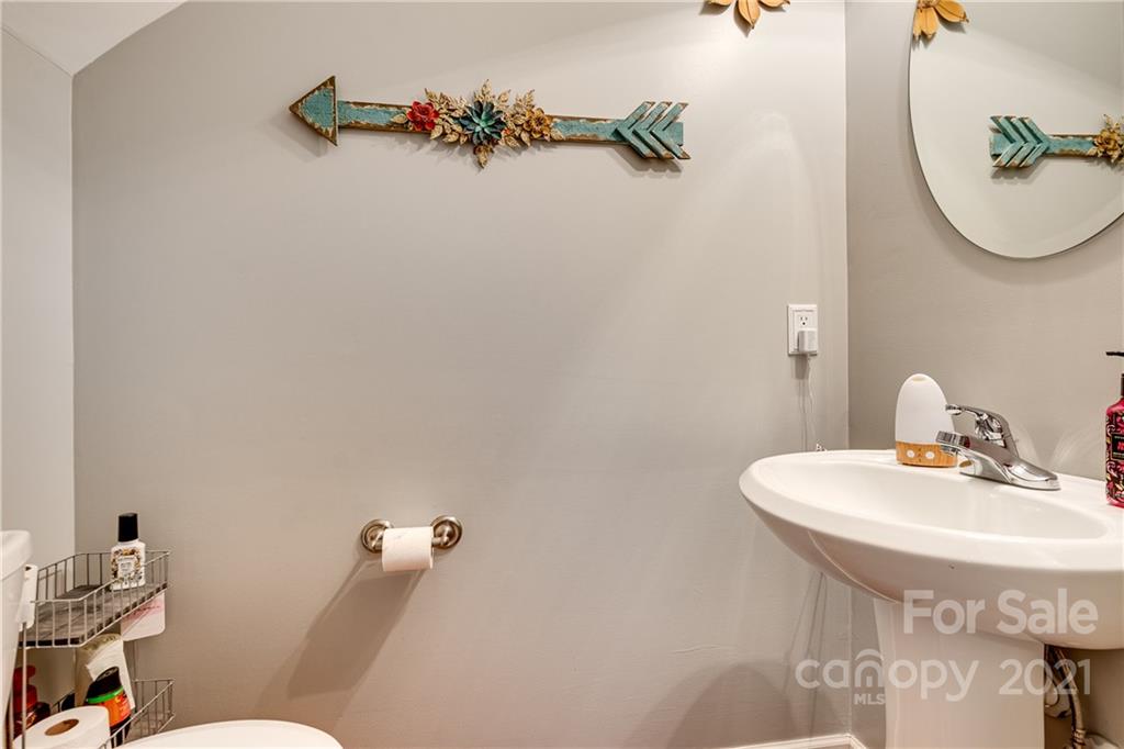 531 Faith Road Mooresville, NC 28115 - Photo 11 of 30 Gallery Image 11