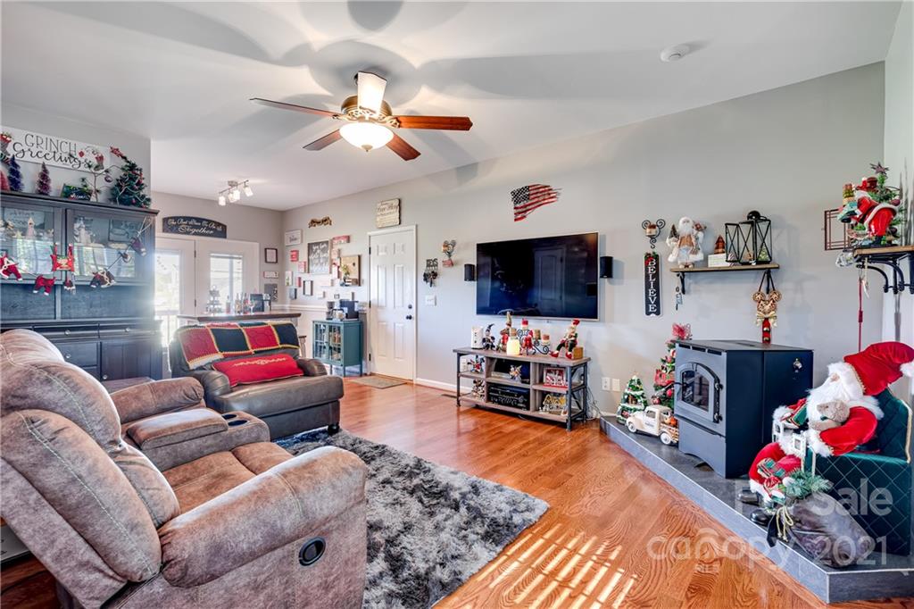 531 Faith Road Mooresville, NC 28115 - Photo 4 of 30 Gallery Image 4