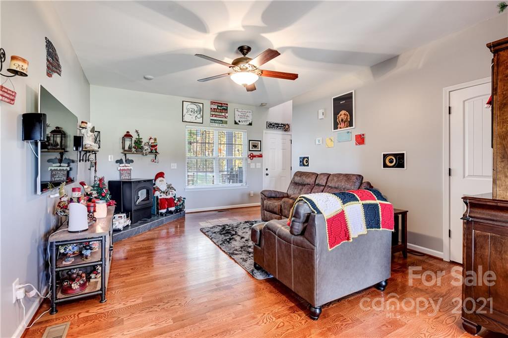 531 Faith Road Mooresville, NC 28115 - Photo 5 of 30 Gallery Image 5