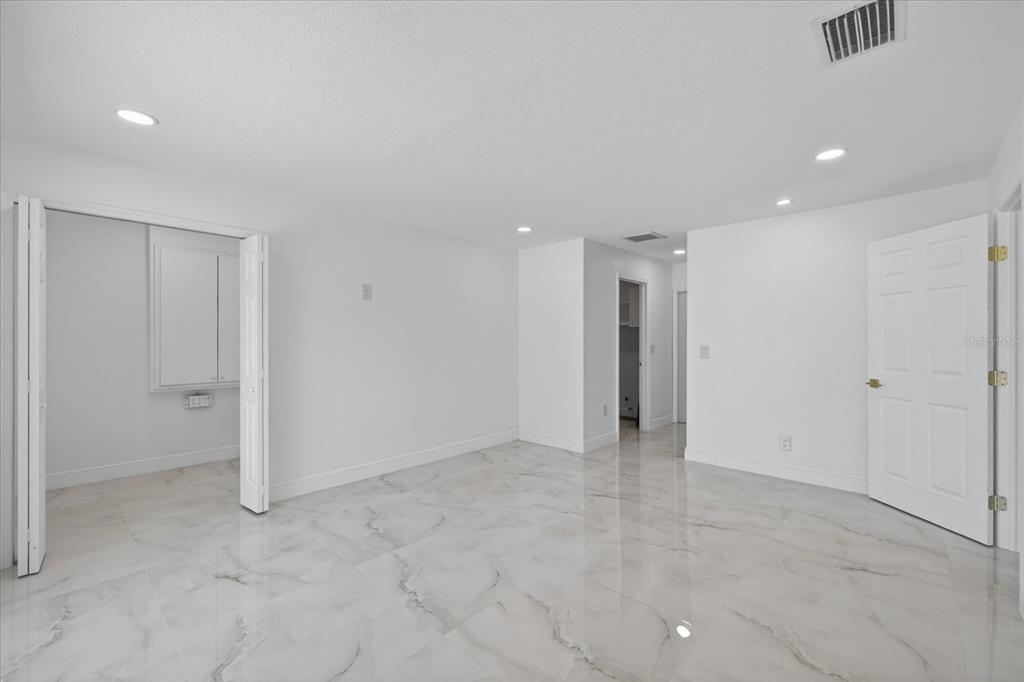 13095 Lawrence Street Spring Hill, FL 34609 - Photo 14 of 41