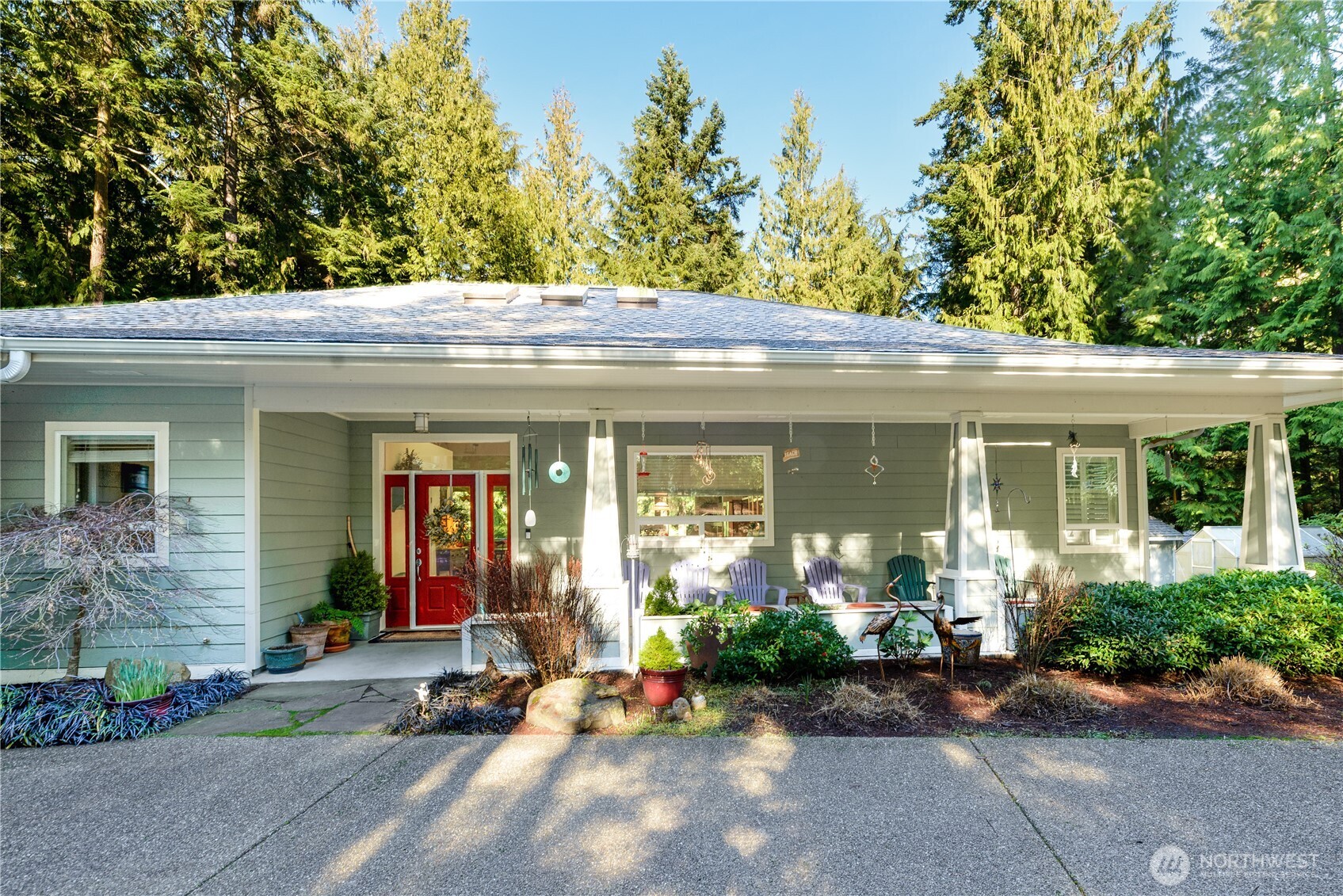 121 Buck Loop Road Sequim, WA 98382 - Photo 6 of 40 front view of a house