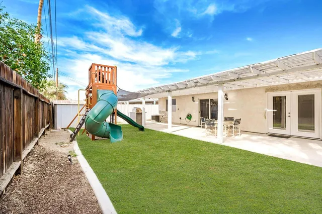 $3,000 | 51905 Avenida Velasco, La Quinta, CA 92253