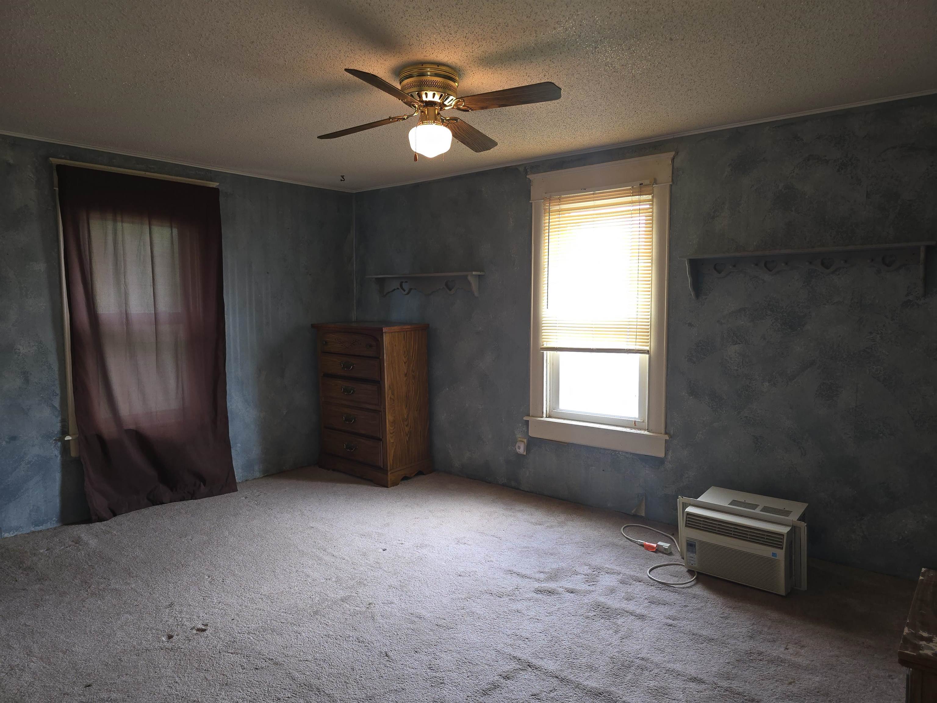 57 West Main Street Carthage, IL 62321 - Photo 17 of 31 Gallery Image 17