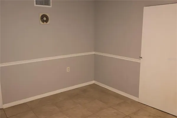 $1,250 | 7609 Abbey Lane, Unit B, Tampa, FL 33617
