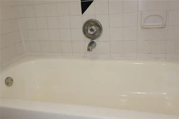$1,250 | 7609 Abbey Lane, Unit B, Tampa, FL 33617