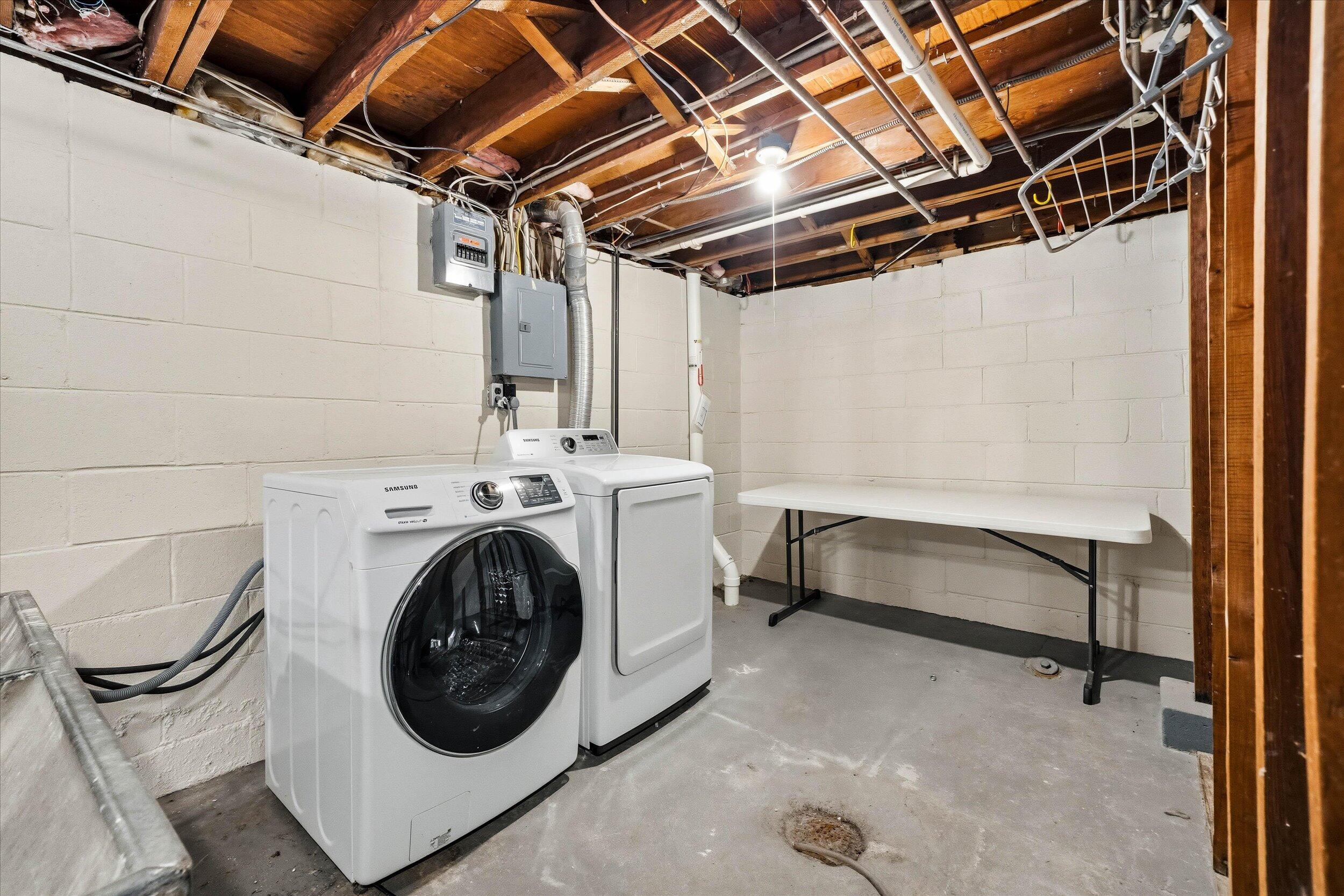 8305 North Whitney Road Fox Point, WI 53217 - Photo 31 of 52 Laundry