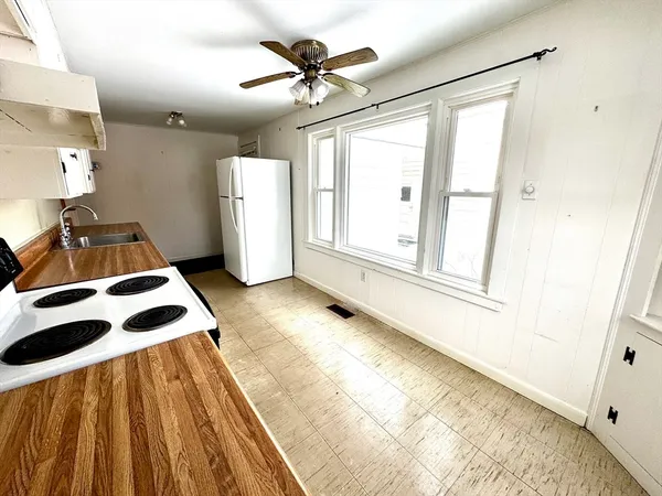 $325,000 | 5 Clesson Brook Road, Buckland, MA 01339