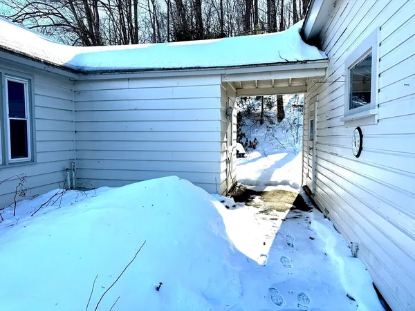 $325,000 | 5 Clesson Brook Road, Buckland, MA 01339