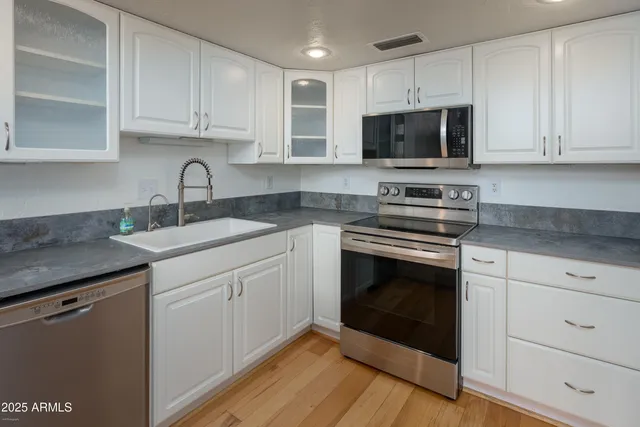 $709,000 | 40 Calle Del Medio, Sedona, AZ 86336