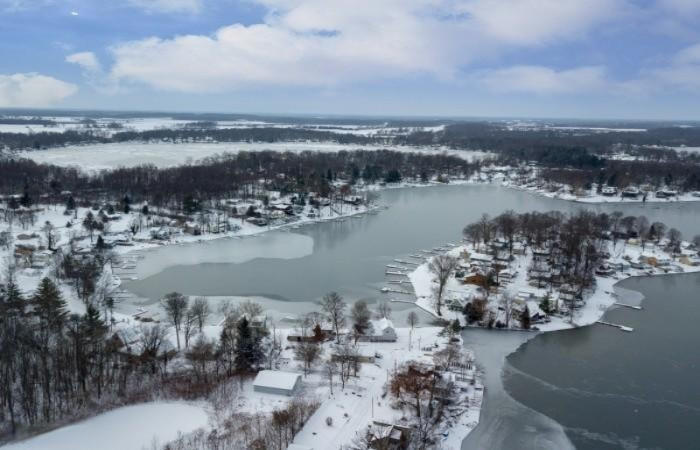 31244 Curran Beach Road Dowagiac, MI 49047 - Photo 17 of 45 700x450-crop-90-31244curransbeachroad-10