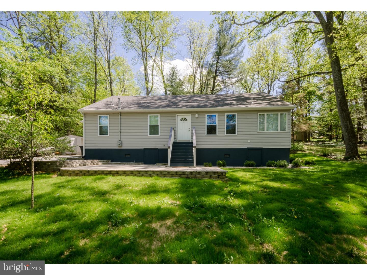 22 Jacobs Creek Road Ewing, NJ 08628 - Photo 1 of 25 Gallery Image 1
