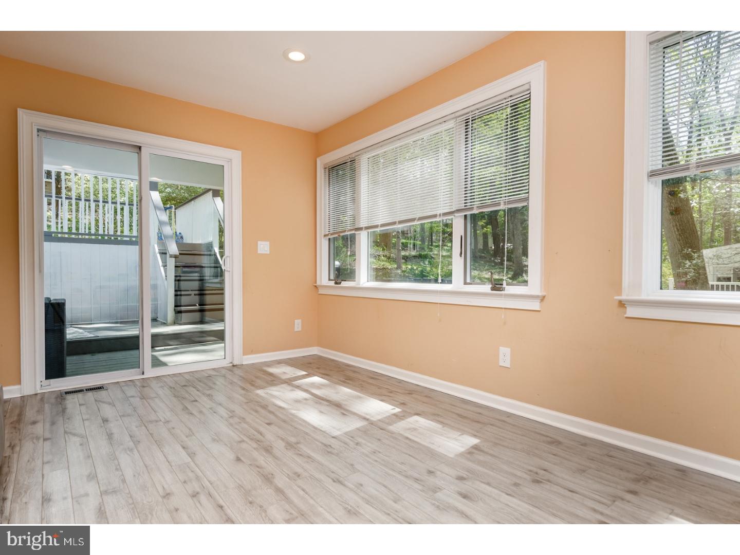 22 Jacobs Creek Road Ewing, NJ 08628 - Photo 16 of 25 Gallery Image 16