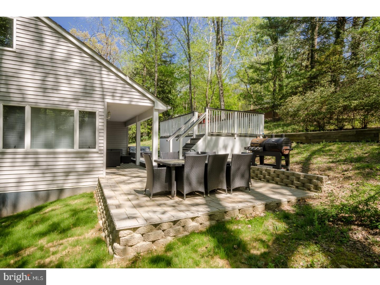 22 Jacobs Creek Road Ewing, NJ 08628 - Photo 18 of 25 Gallery Image 18