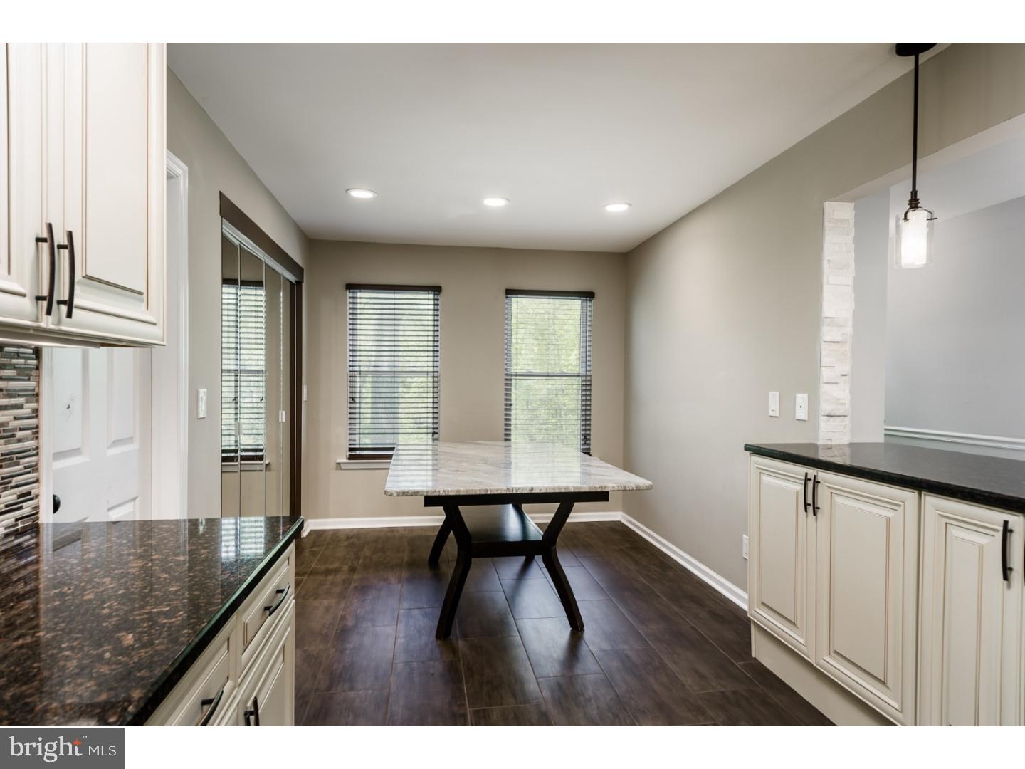 22 Jacobs Creek Road Ewing, NJ 08628 - Photo 9 of 25 Gallery Image 9
