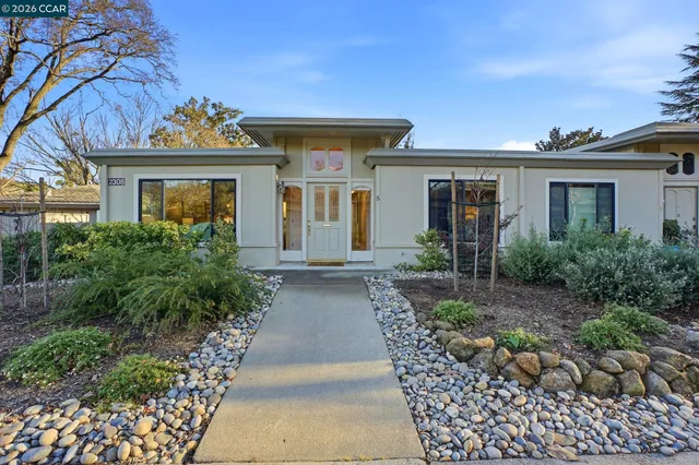 $675,000 | 2308 Tice Creek Drive, Unit 5, Walnut Creek, CA 94595