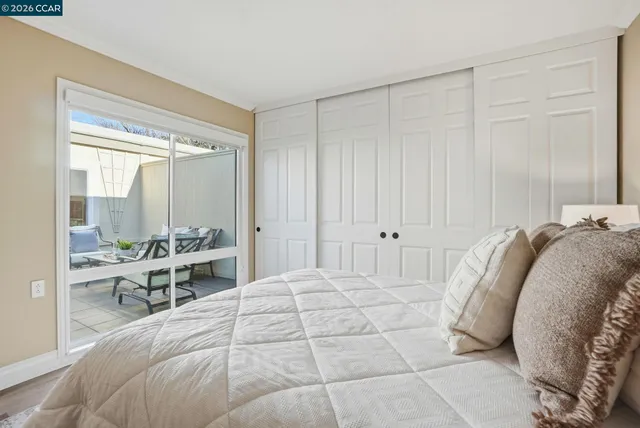 $675,000 | 2308 Tice Creek Drive, Unit 5, Walnut Creek, CA 94595