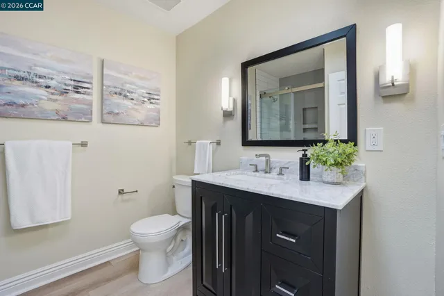 $675,000 | 2308 Tice Creek Drive, Unit 5, Walnut Creek, CA 94595