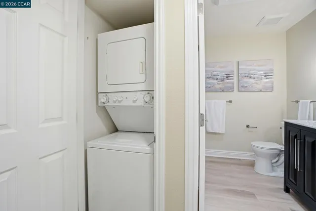 $675,000 | 2308 Tice Creek Drive, Unit 5, Walnut Creek, CA 94595