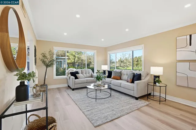 $675,000 | 2308 Tice Creek Drive, Unit 5, Walnut Creek, CA 94595