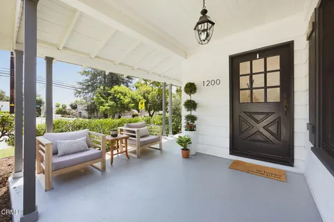 $1,730,000 | 1200 Fernside Drive, La Canada Flintridge, CA 91011