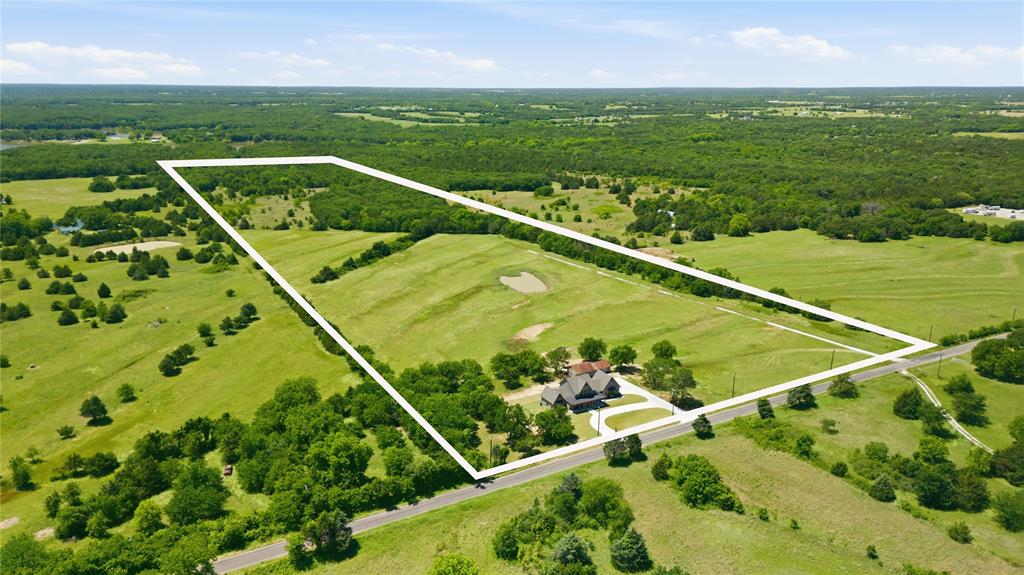 958 Cedar Mills Road Gordonville, TX 76245 - Photo 38 of 40 a view of a tennis court