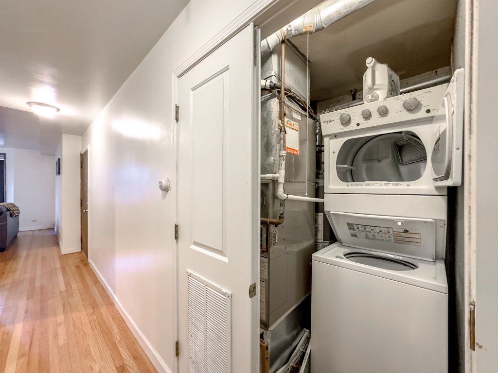 6711 North Sheridan Road, Unit 1N Chicago, IL 60626 - Photo 11 of 21