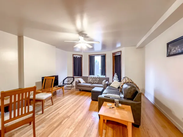 $2,928 | 6711 North Sheridan Road, Unit 1N, Chicago, IL 60626