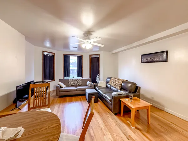 $2,928 | 6711 North Sheridan Road, Unit 1N, Chicago, IL 60626