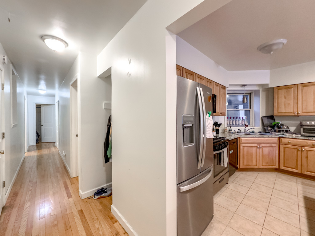 6711 North Sheridan Road, Unit 1N Chicago, IL 60626 - Photo 10 of 21