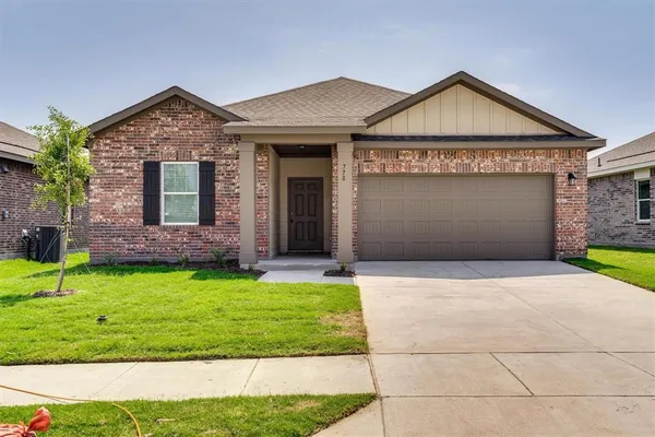 $2,100 | 778 Camden Drive, Lavon, TX 75166
