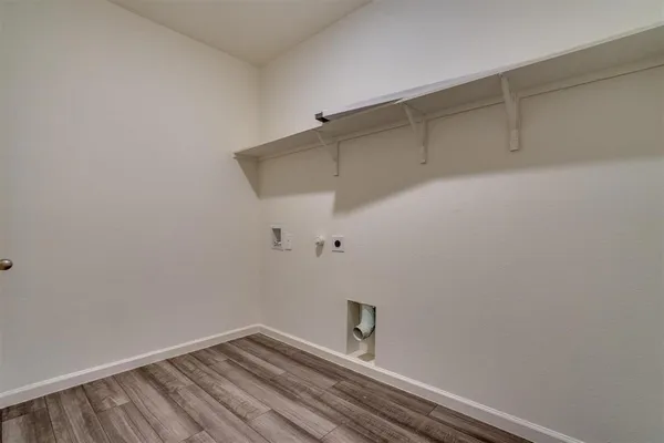 $2,100 | 778 Camden Drive, Lavon, TX 75166