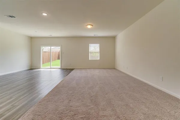 $2,100 | 778 Camden Drive, Lavon, TX 75166