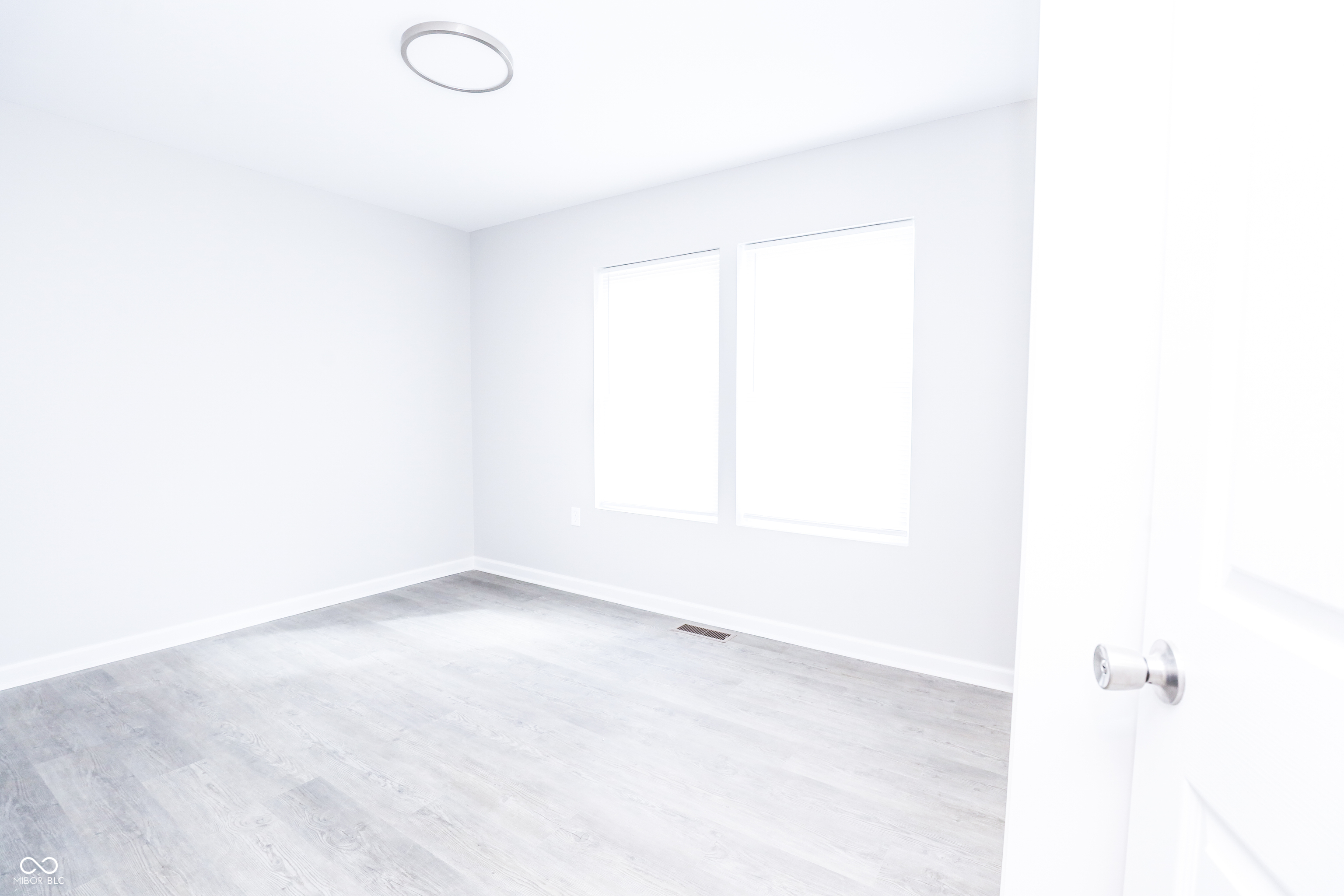 3135 Ralston Avenue Indianapolis, IN 46218 - Photo 9 of 47