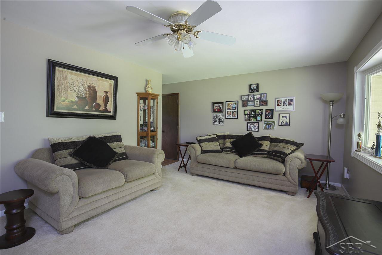 1890 East Brooks Road Midland, MI 48640 - Photo 6 of 53 50076548-5.JPG