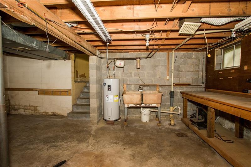 299 Linnwood Road Eighty Four, PA 15330 - Photo 24 of 25 Gallery Image 24