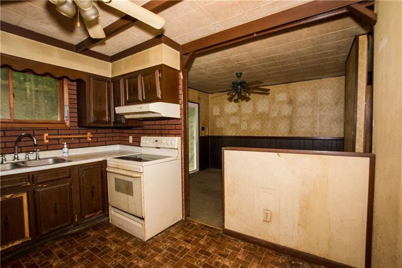 299 Linnwood Road Eighty Four, PA 15330 - Photo 10 of 25 Gallery Image 10