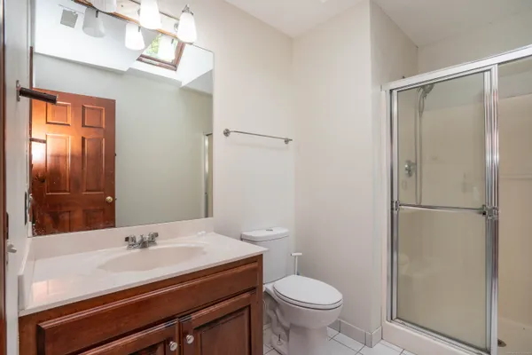 $8,500 | 3 Eton Place, Farmington, CT 06032